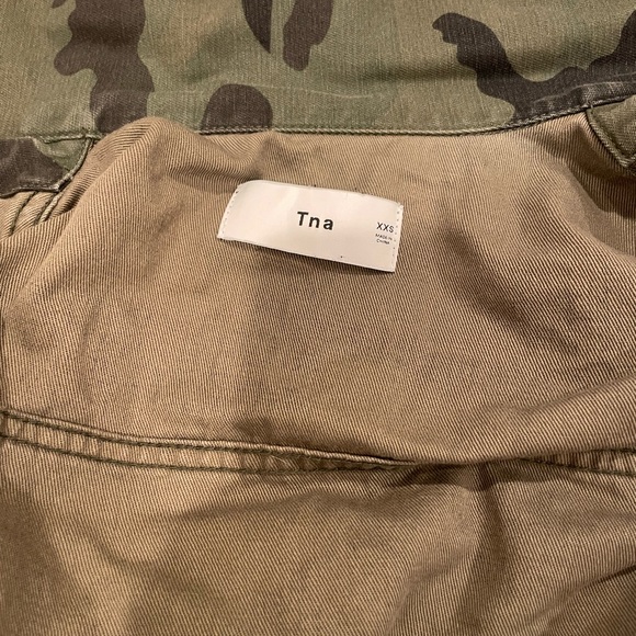 TNA camo jacket - Picture 2 of 4